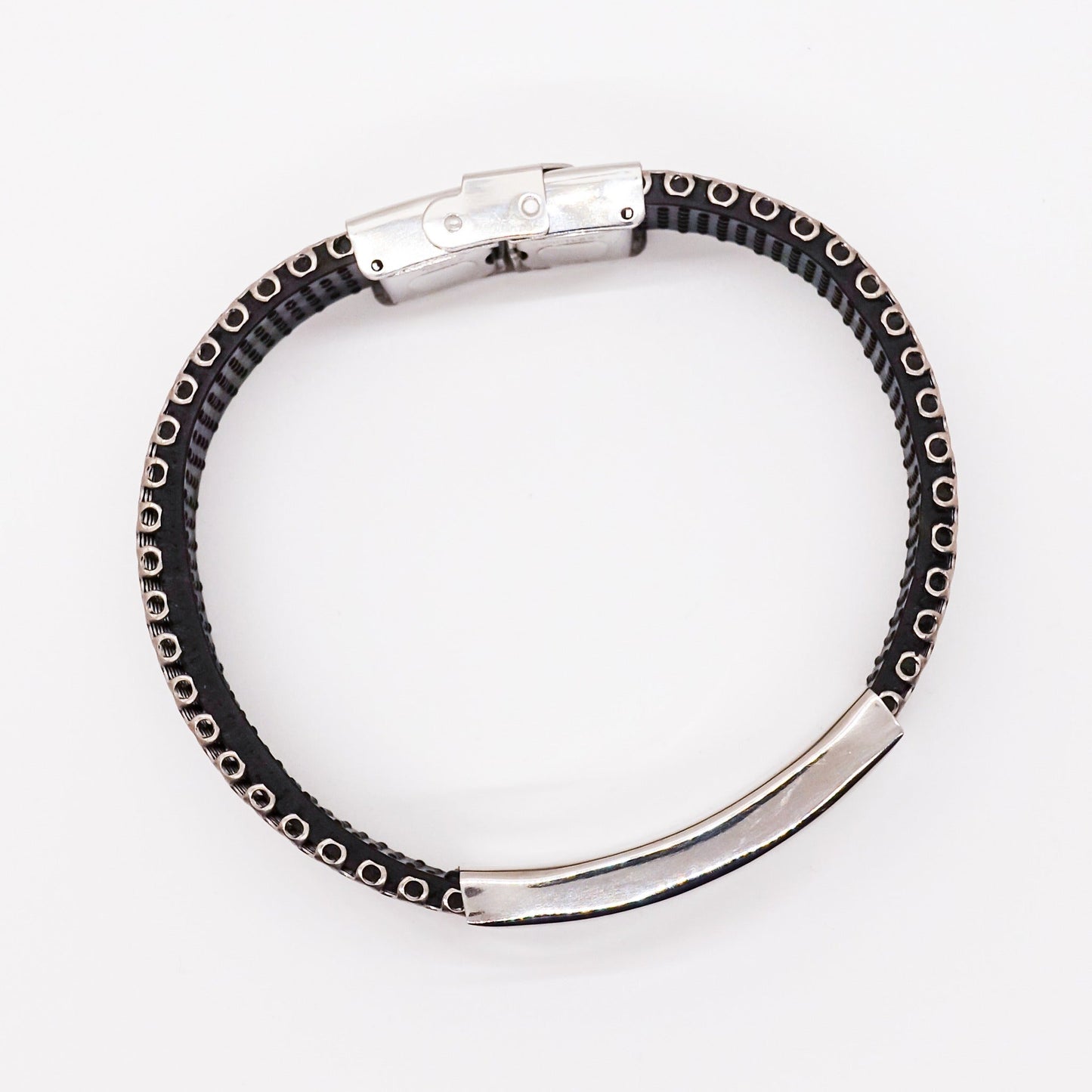 Elegant Stainless Steel Bracelet for Women – Hypoallergenic & Rust-Free