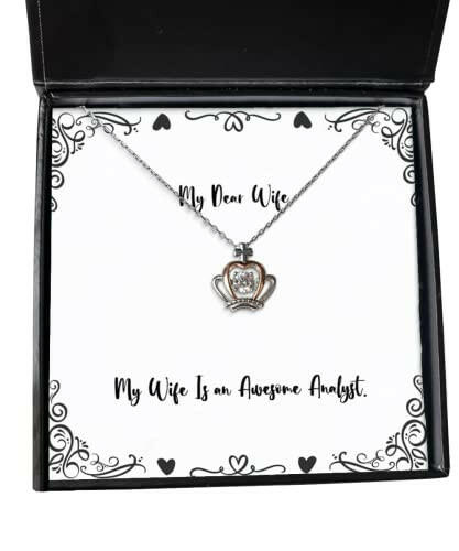 fun wife crown pendant necklace my wife is an awesome analyst useful for christmas
