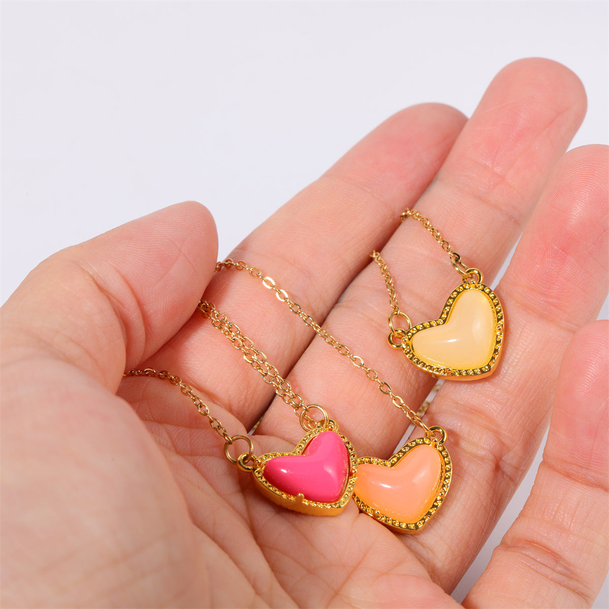 Love Necklace for Women - Adjustable Peach Heart Natural Stone Clavicle Chain