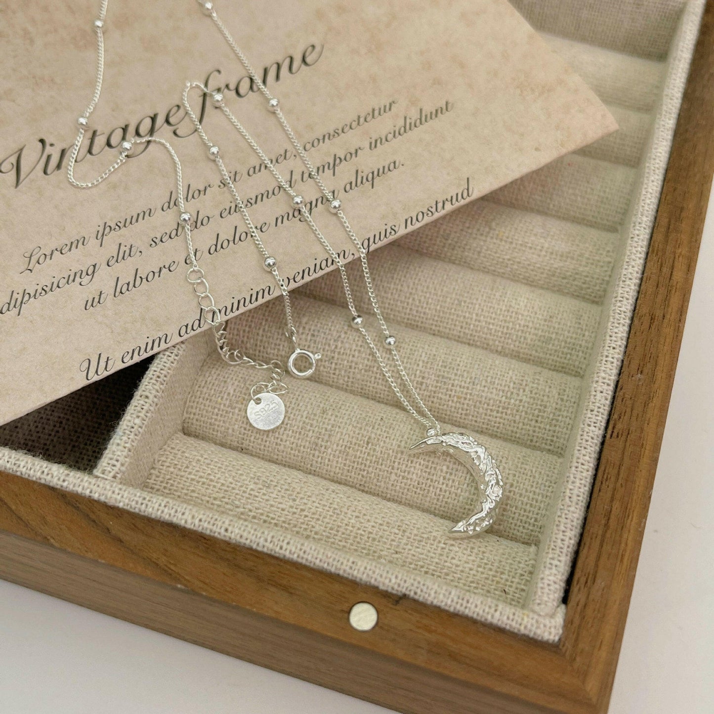 holding hengxin s925 sterling silver physical a sense of moon necklace female korean east gate ins tide cold air crescent clavicle chain
