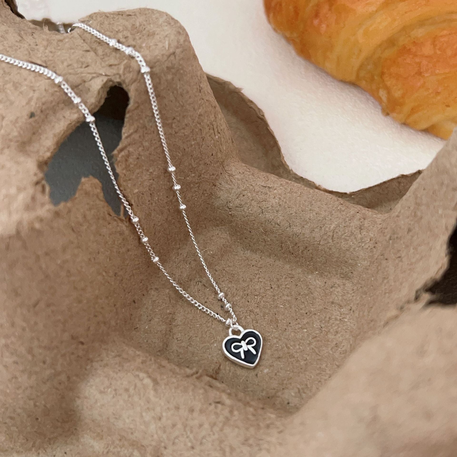 S925 Sterling Silver Bow Love Necklace for Women - Delicate Heart Shaped Clavicle Chain